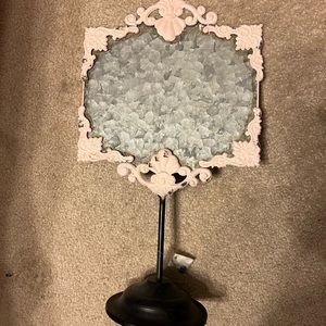 Light pink metal magnetic decorative stand